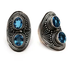 Bague tibétaine en argent ouvragé sertie de topazes bleues facettées - Picture 1 of 6