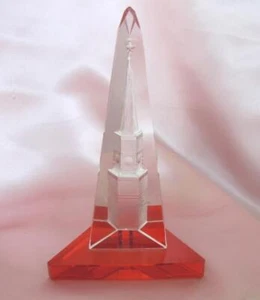 VINTAGE CRYSTAL GLASS MOSCOW KREMLIN FIGURINE SOUVENIR - Picture 1 of 12