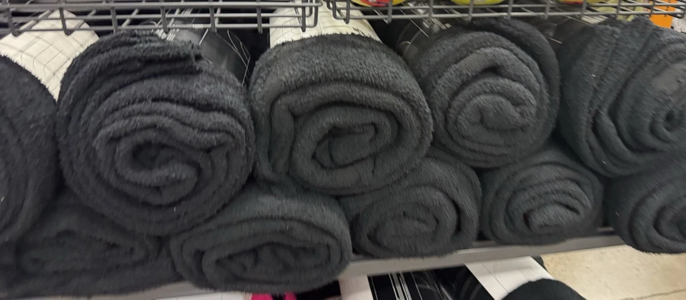 Nike Sportswear Phoenix Cozy Boucle Oversized Knit Blanket Black 69