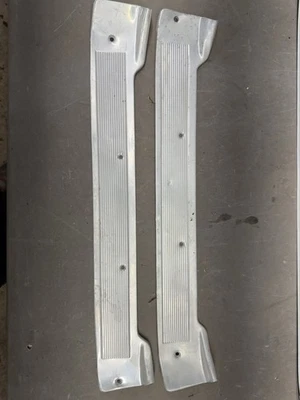 Ford Galaxie 1965-1968 4 puertas alfombra molduras placa alféizar Mercury Park Lane Foto 1 de 4