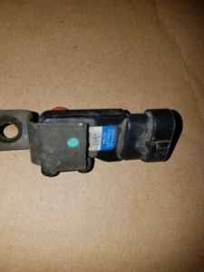 98-04 Isuzu Rodeo MAP Manifold Absolute Pressure Sensor 99 00 01 02 03 16212460 - Bild 1 von 3