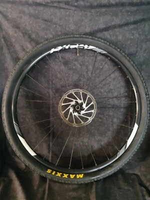 RUEDA DELANTERA GIGANTE P-XCR 29” Foto 1 de 4