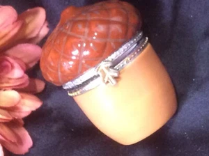 Vtg HMK LIC Acorn Porcelain Ceramic Collectible Trinket Jewelry Presentation Box - Picture 1 of 8