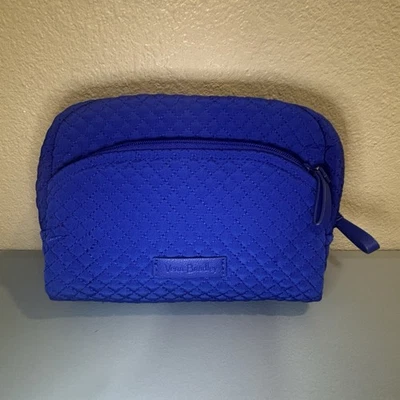 Bolsa organizadora de maquillaje cosmético mediana de microfibra Vera Bradley para artículos de tocador de viaje Foto 1 de 4