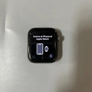 Apple Watch SE - 44mm Aluminum - GPS + Cellular (Read Description) - Zdjęcie 1 z 5