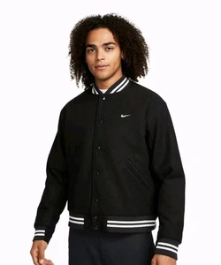Giacca Nike uomo Sportswear Authentics Varsity lana taglia M nuova con etichetta $200 foro etichetta - Foto 1 di 10