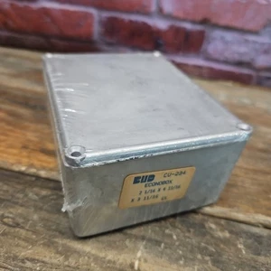 NOS BUD INDUSTRIES CU-234 ALUMINIO ECONOBOX 4-11/16" L X 3-11/16" W X 2-1/4" H - Imagen 1 de 4