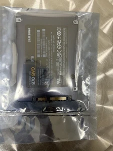 Samsung 870 QVO Series 8TB SATA III 2.5" Internal SSD MZ-77Q8T0 - Picture 1 of 2