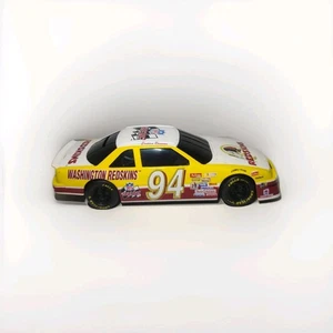 1994 Racing Champions Washington Redskins SuperBowl Champs NFL 1/24 Diecast Bank - Picture 1 of 6
