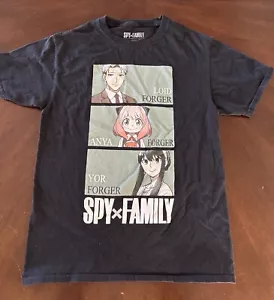 SPY x FAMILY T-Shirt - Forger Family Panels - Gr. M - Manga Anime Shirt - Crunchy Roll - Bild 1 von 9