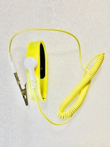 Correa de muñeca de silicona ESD antiestática ajustable (amarilla) VENDEDOR DE EE. UU. - Imagen 1 de 4