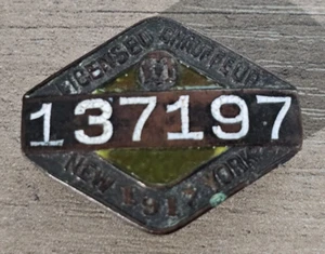 New York Licensed Chauffeur Badge Button Early 1917 WWI Era - Picture 1 of 2