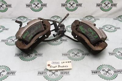 08-14 PINZAS DE FRENO DELANTERAS DERECHA E IZQUIERDA MERCEDES-BENZ W204 C300 C350 OEM Foto 1 de 4
