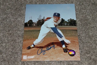ROGER CRAIG AUTOGRAPHED DODGERS 8X10 PHOTO POSE 1 - Image 1 of 2