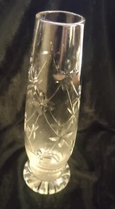 Vintage quality cut glass crystal 7" tall elegant bud vase - Picture 1 of 10