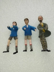 Bambole In Miniatura Casa Bambole Metallo/Plastica/Tessuto LEGGI DESCRIZIONE - Foto 1 di 6