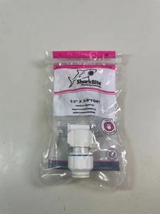 SharkBite Quick Connect Female Plastic Push-Fit Garden Hose Adapter 1/2" x 3/4" - Picture 1 of 4