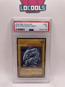 SDK Yu-Gi-Oh! 2002 #001 Blue Eyes White Dragon PSA 1 - Imagen 1 de 2