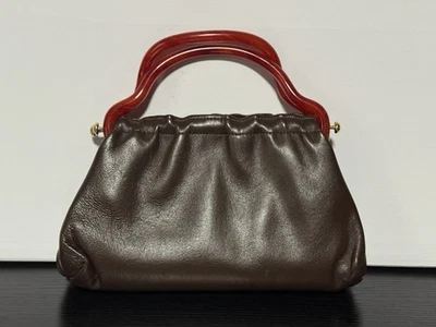 Hermosa Cartera Pequeña de Cuero Marrón Vintage Años 60 con Asas Ámbar Lucite  Foto 1 de 4