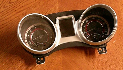 Speedomiter gauge instrument cluster 2017  Dodge Journey - Изображение 1 из 2