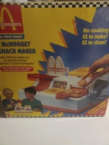 Vintage 1993 McDonalds Happy Meal Magic McNugget Snack Maker PLAYSET Sealed Read - Picture 1 of 4
