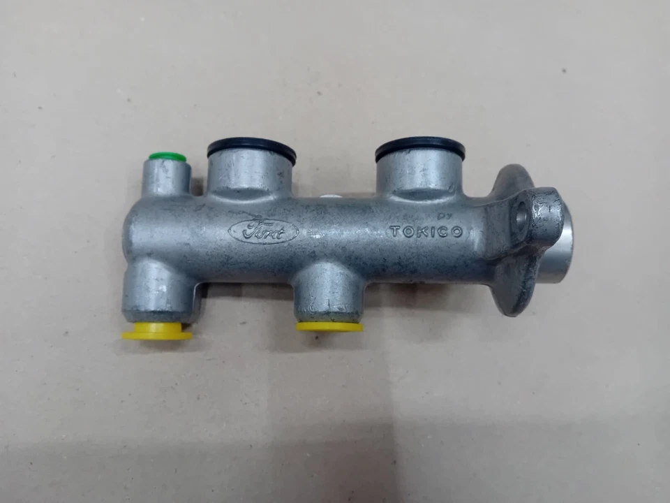 New Reman Cardone Brake Master Cylinder 10-2621 Fits Ford Escort Mercury Tracer - Image 1 of 4