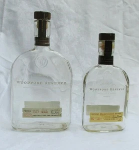 Lote de 2 botellas de whisky Woodford Reserve Kentucky Bourbon 750 ml/375 ml vacías - Imagen 1 de 7