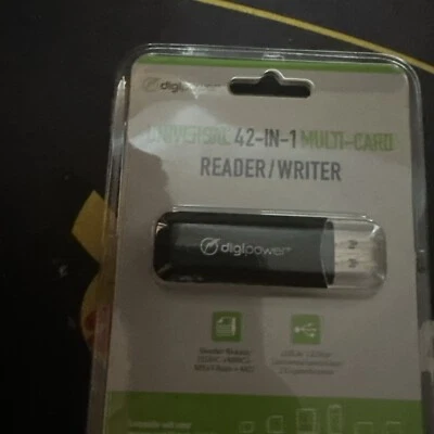 Digipower Universal 42-in-1 Multi Card Reader/ Writer DP-MCR4 - Image 1 of 2