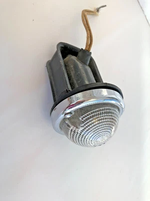 Cadillac 1948 1949 luz de respaldo con guía de lentes B58B OEM GM hermoso estado Foto 1 de 4