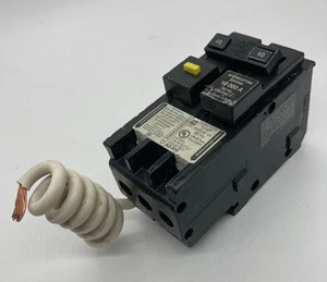 Square D Homeline HOM240GFI 2 polos 40 amperios 120/240 V enchufe HOM GFCI interruptor CHIP - Imagen 1 de 13