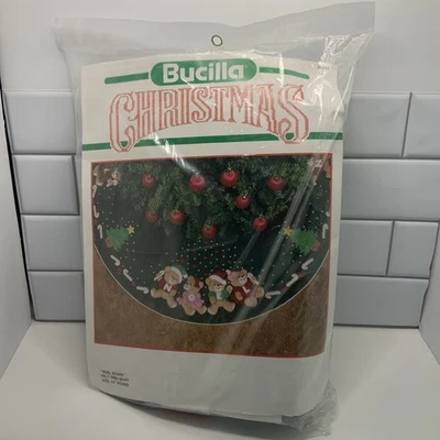 Bucilla Christmas NOEL BEARS 43” Felt Tree Skirt Kit (# 82722) - New/Sealed - Image 1 of 4
