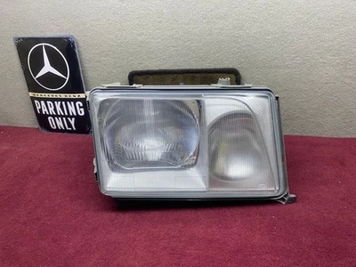 Farol direito Mercedes Benz Hella W124 novo na caixa - Imagem 1 de 4