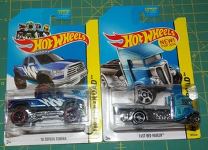2X - 2014 Hot Wheels HW Off-Road - '10 Toyota Tundra & Fast-Bed Hauler - Foto 1 di 7