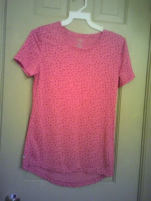 Camiseta ajustada Danskin Now para dama, talla S (4-6) mangas cortas, cuello redondo, Foto 1 de 2