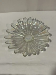 Ciotola iridescente starburst celeste vetro federale vintage 11 pollici L 2,5 in H anni 60 - Foto 1 di 4