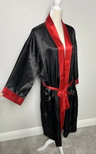 Playboy Bunny De Colección Años 90 y2k Bata Negra Roja Bolsillos Satinado Largo Completo Cinturón L/XL - Imagen 1 de 14