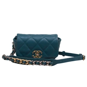 CHANEL 19 CC Authentic Logo Matelasse Chain Belt Body Bum Bag Quilted Leather - Picture 1 of 24