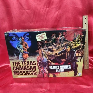 The Texas Chainsaw Massacre (1974) - Boxed Dinner Scene Playset Set - Bild 1 von 13