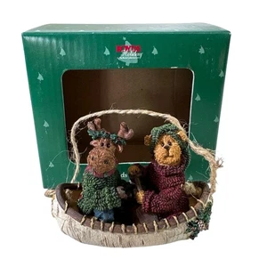 Boyds Holiday Moose & Bear Canoe Ornament 2001 Christmas With Box - Picture 1 of 7