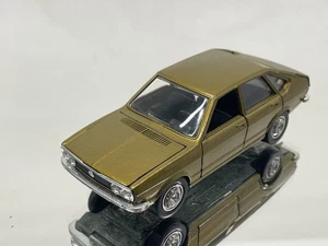 SCHUCO 301614 VW VOLKSWAGEN PASSAT B1 -GREEN MET. 1:43- GOOD CONDITION - 547 - Picture 1 of 6
