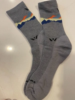 2 PAK - Mezcla de Lana Merino Swiftwick-Persecución Caminata SEIS Calcetines de Senderismo Foto 1 de 3