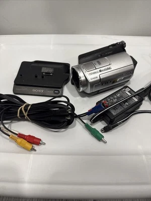 Sony Handycam HDR-SR5 Camcorder Full 1080 HD 40GB HD Recording HDD Works TESTED! - Image 1 of 4
