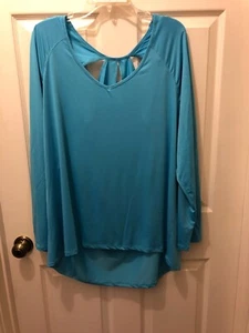 Women’s Solid Baby Blue Pullover Blouse DP Chest 50” Uneven Hem - Picture 1 of 5