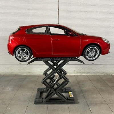 1-24 Diorama Forbici Auto Ascensore - Dettagliato Modello Gru per G-Scale Garage - Immagine 1 di 4