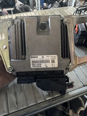 0281017820 Centralina motore per Toyota yaris 1.4 diesel 2012 - Immagine 1 di 3