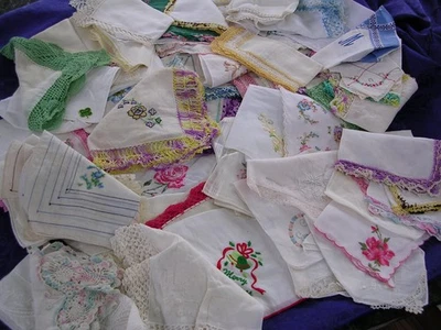 #TW Vintage 1950's Cotton Embroidery /Crochet Lace Handkerchief Mix Lot 64 pc. - Image 1 of 4