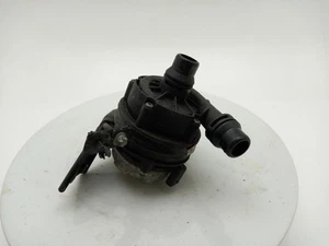 MERCEDES GLC Water Pump 2015-2023 A2535012320 - Picture 1 of 7