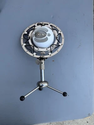 Logitech for Creators Blue Snowball iCE USB Microphone - White NO USB EROL - Image 1 of 3