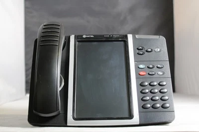 Lote de 10 teléfonos IP de oficina Mitel 5360 50005991 con teléfonos y soportes Foto 1 de 4