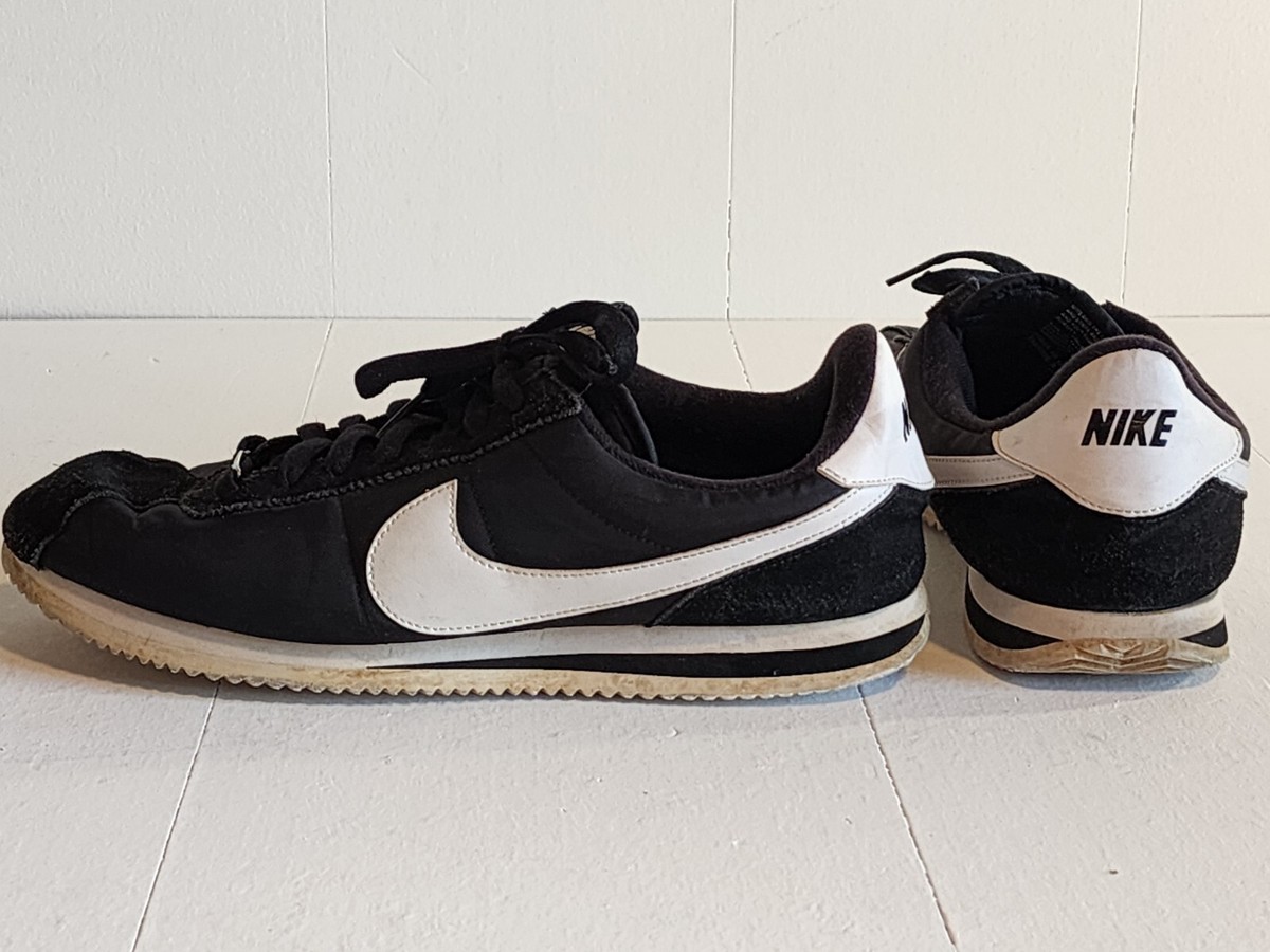 Nike Cortez Basic Nylon Black White for Sale | Authenticity Nike Cortez Basic Nylon Black White for Sale | Authenticity